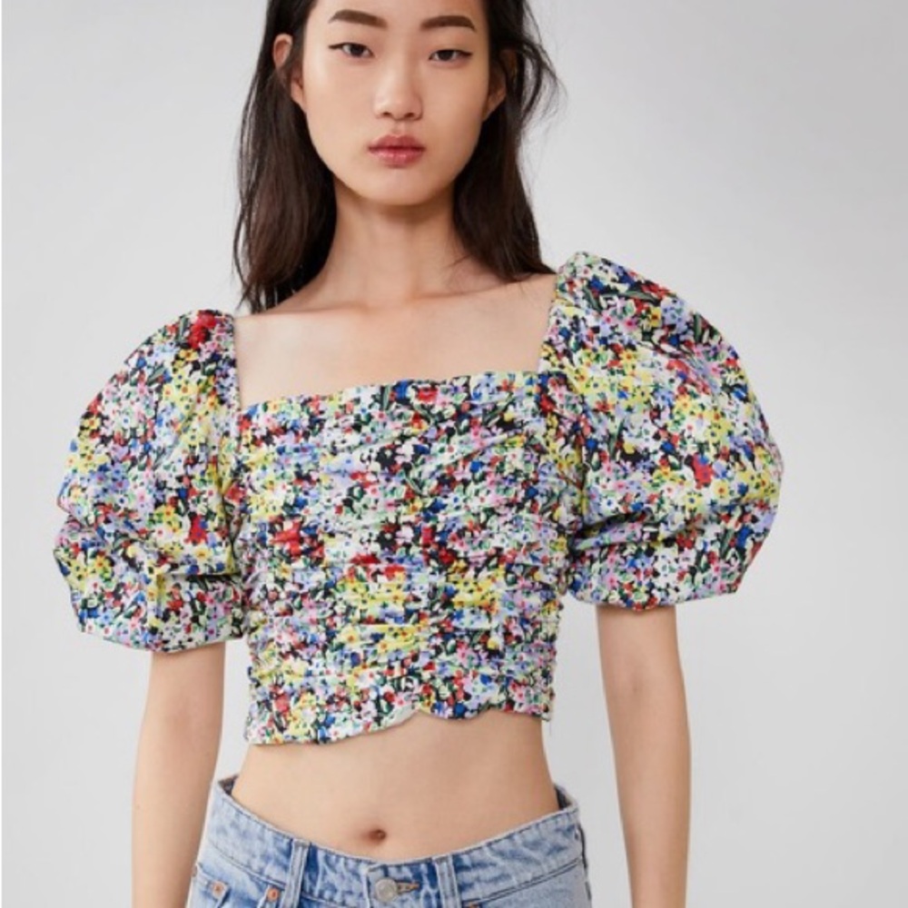 Zara Floral Puff Sleeve Crop Top